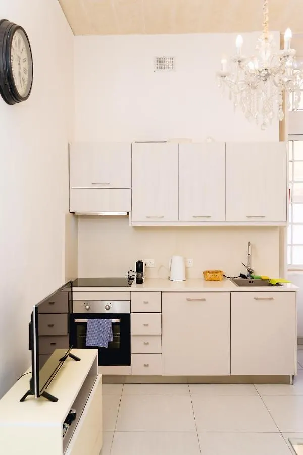Apartment Unique 1 Bedroom In Hearth Of Old City Valetta Valletta
