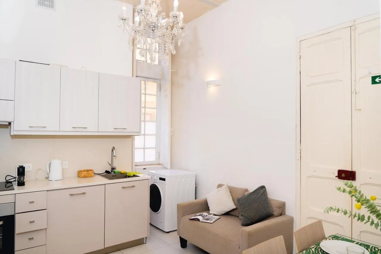 Unique 1 Bedroom In Hearth Of Old City Valetta Valletta