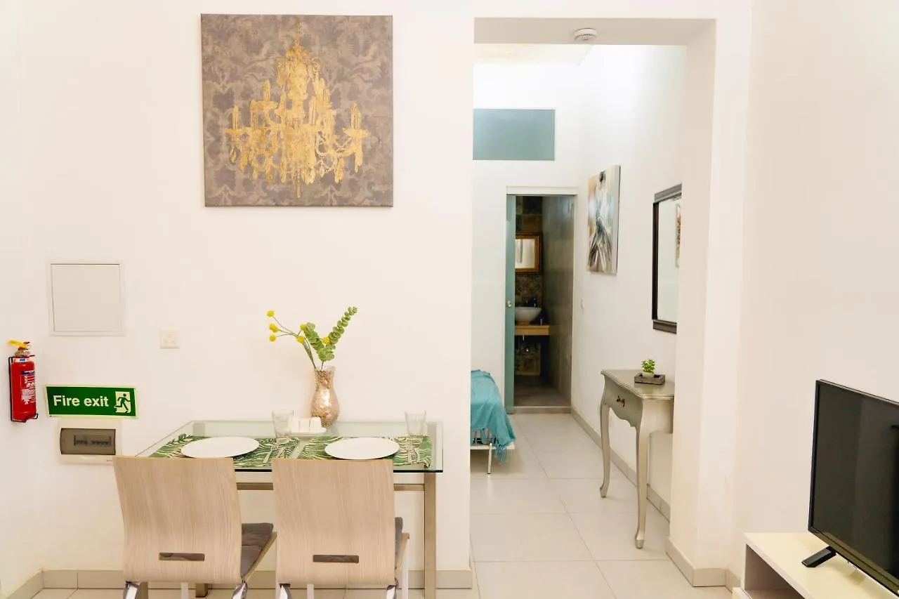 Unique 1 Bedroom In Hearth Of Old City Valetta Valletta Apartment